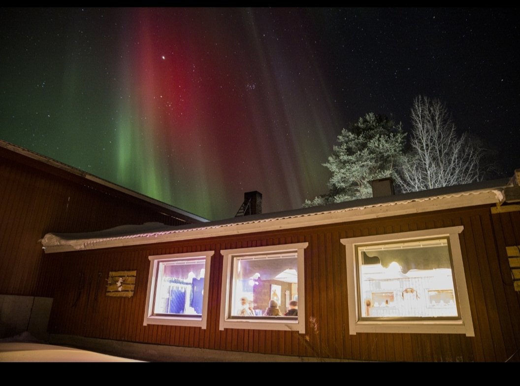 Leiskun Pirtti Revontulet